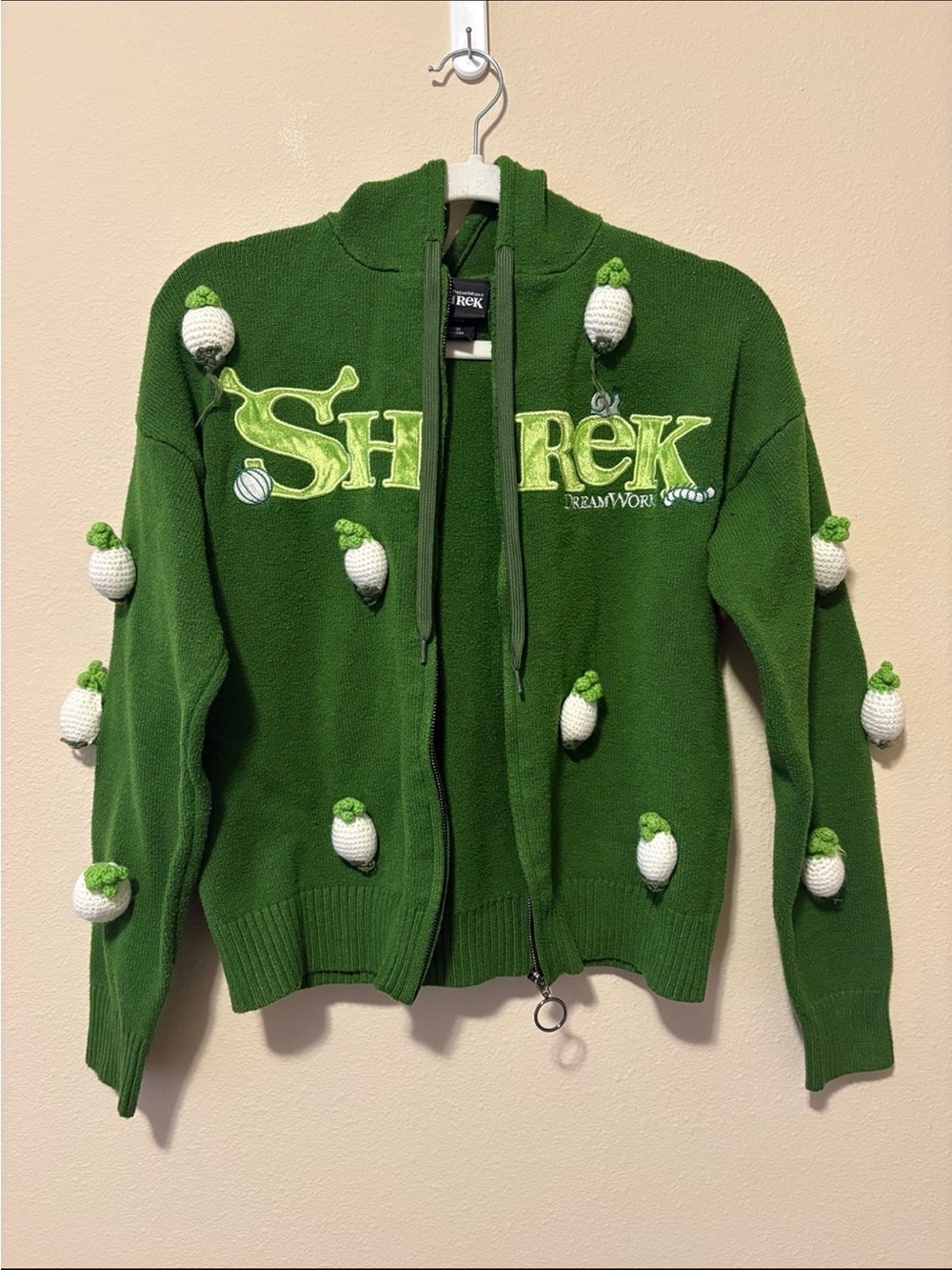 Dreamworks Shrek Medium Sweater